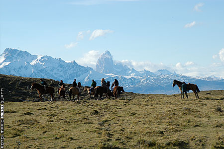 Cabalgata con vista al Fitz Roy